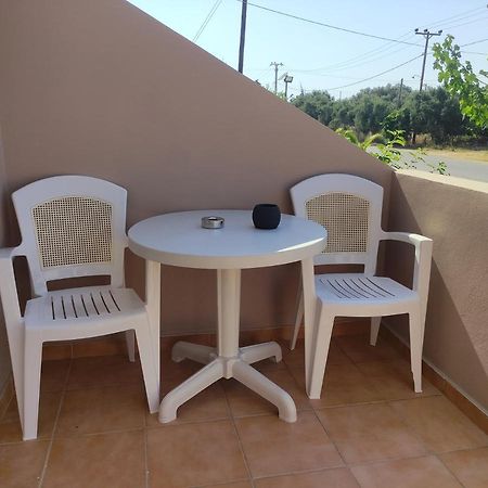 #4 Giorgos & Chara Apartments Nea Kydonia  ภายนอก รูปภาพ